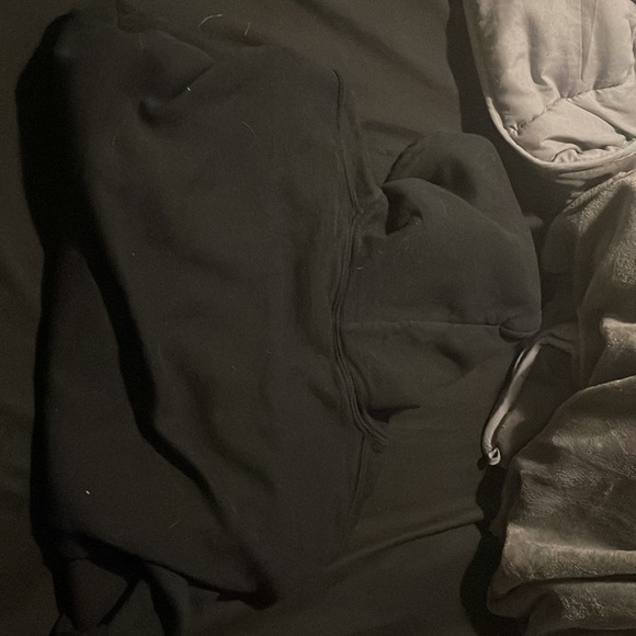 Size small wlkn hoodie - Picture 3 of 3